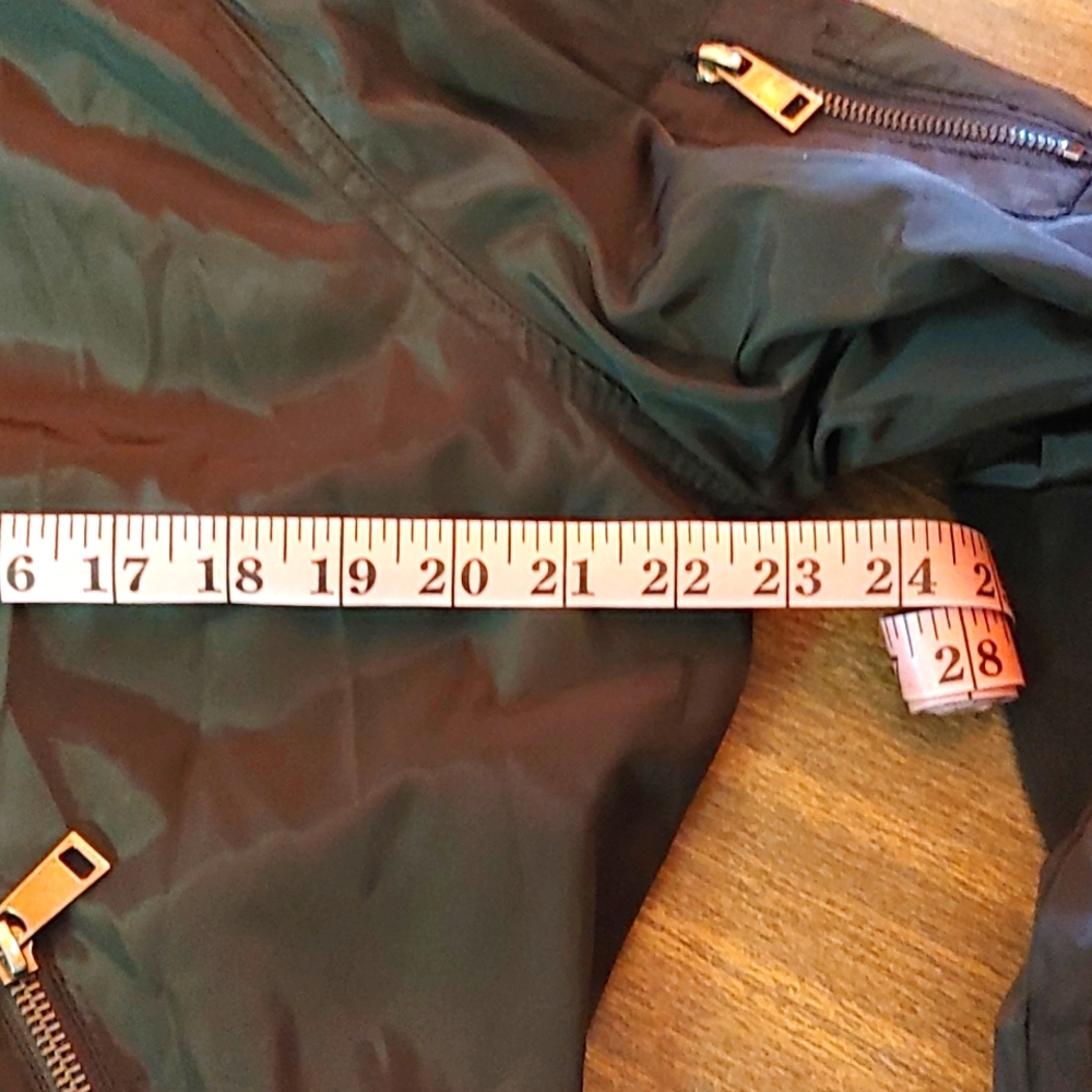 Ashley Outerwear Jacket - image 8